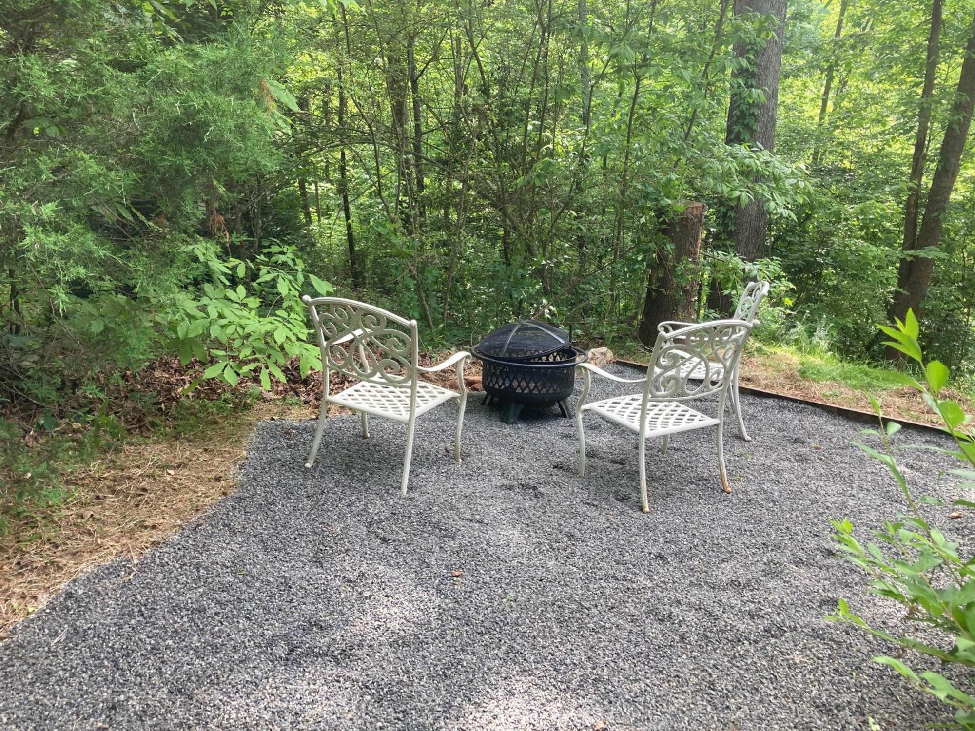 Convenient Cottage-Hot Tub, 4 Minutes To Dahlonega Esterno foto