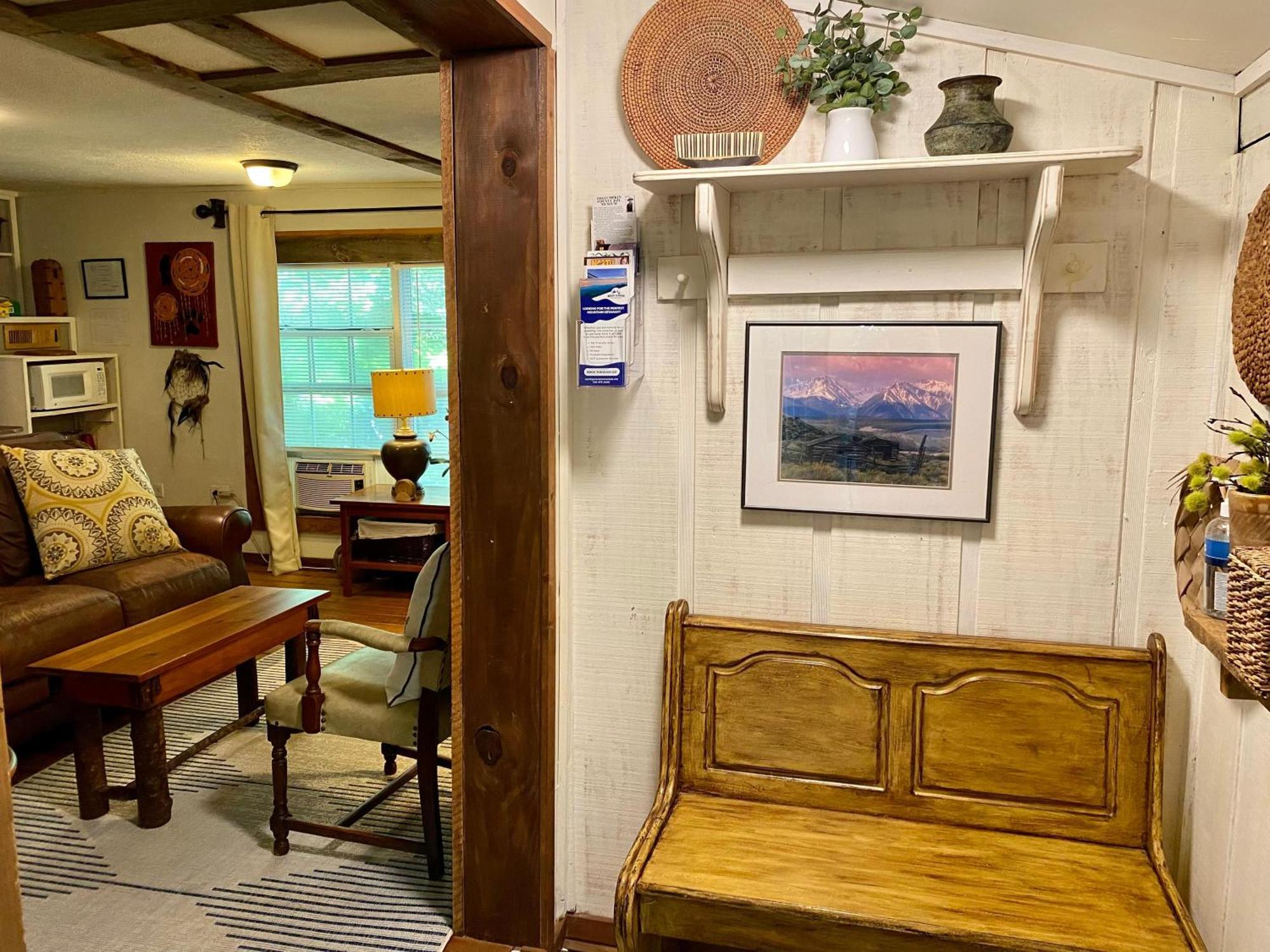 Convenient Cottage-Hot Tub, 4 Minutes To Dahlonega Esterno foto