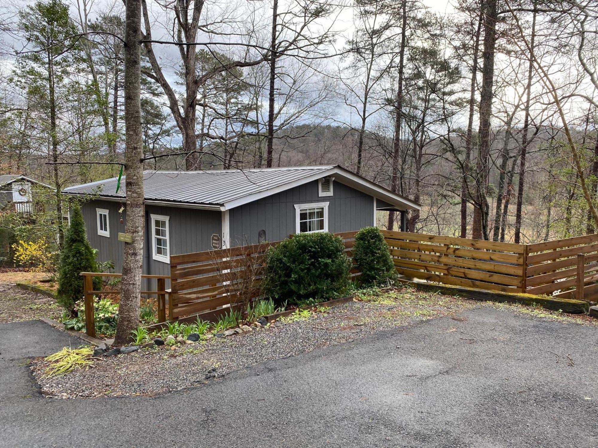 Convenient Cottage-Hot Tub, 4 Minutes To Dahlonega Esterno foto